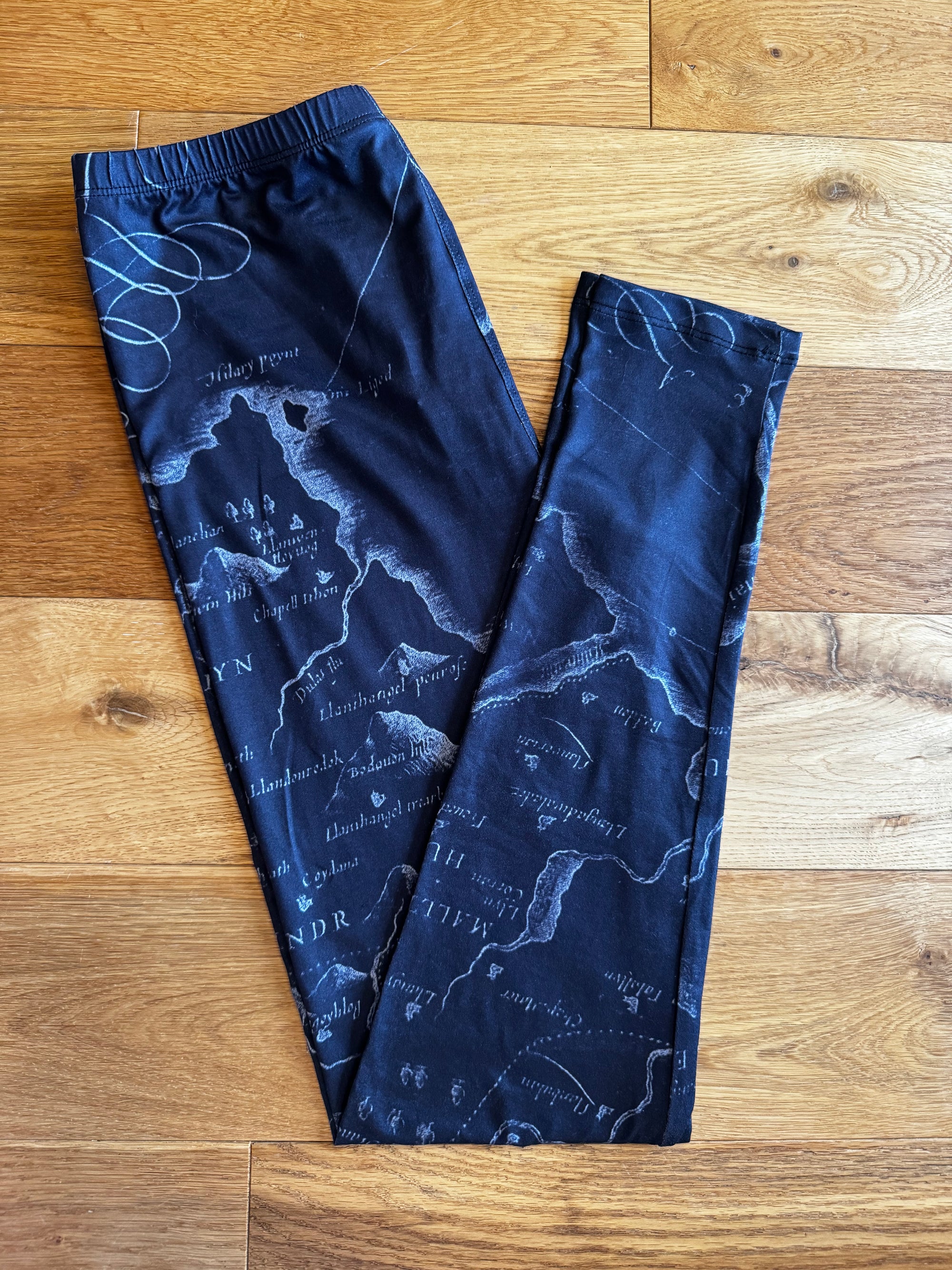 Wanderlust Noir CASUAL Leggings