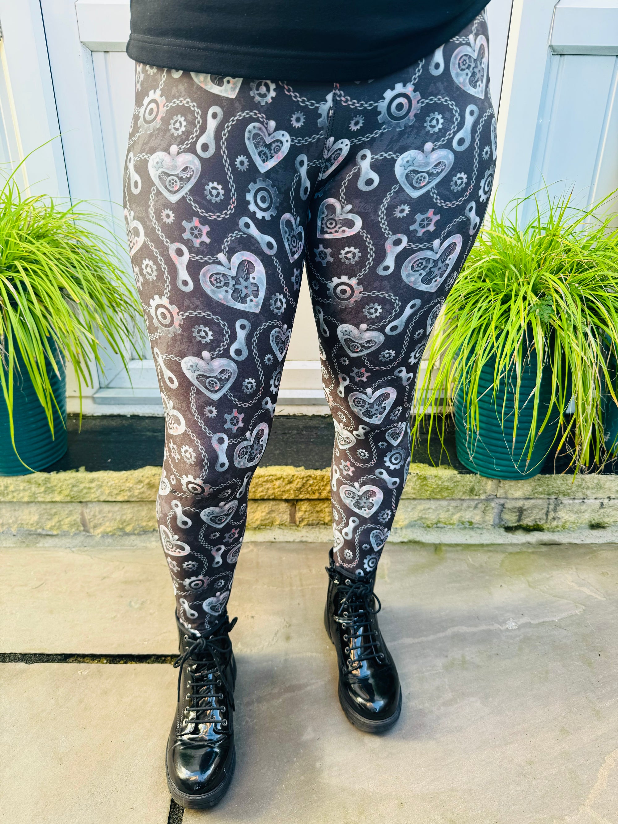 In Chains CASUAL Leggings