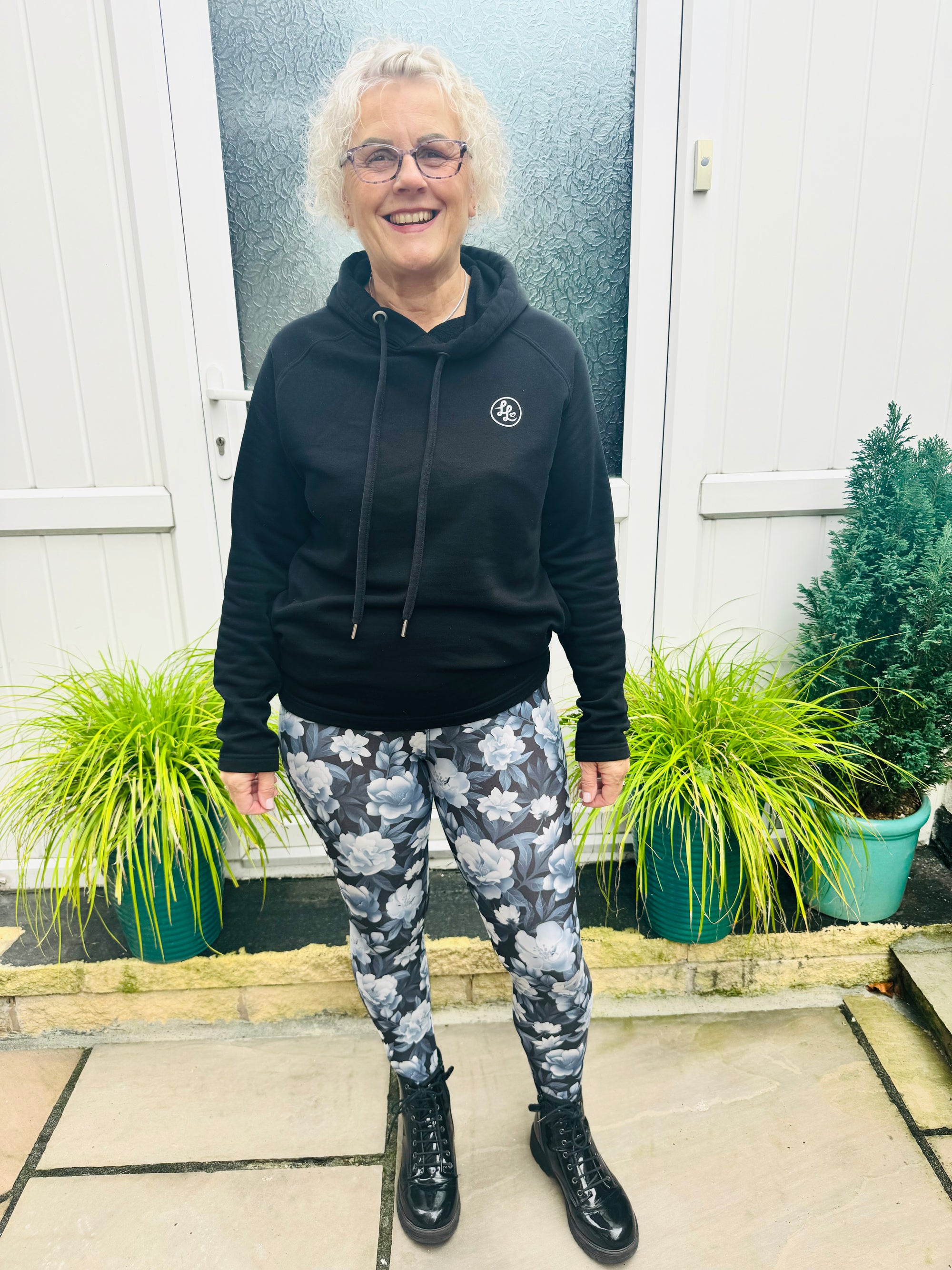 Brooding Blossoms CASUAL Leggings