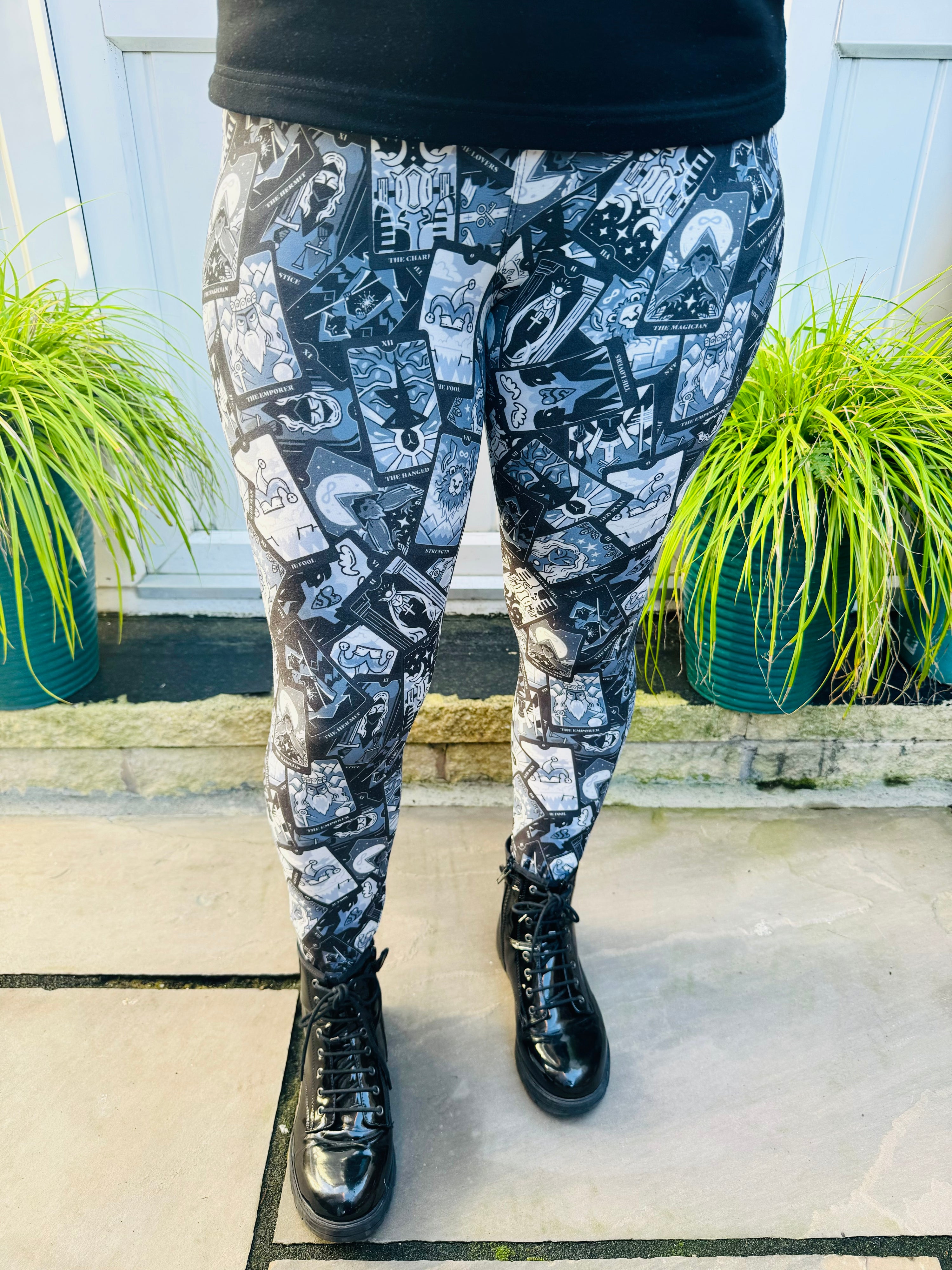 Shadow Arcana CASUAL Leggings