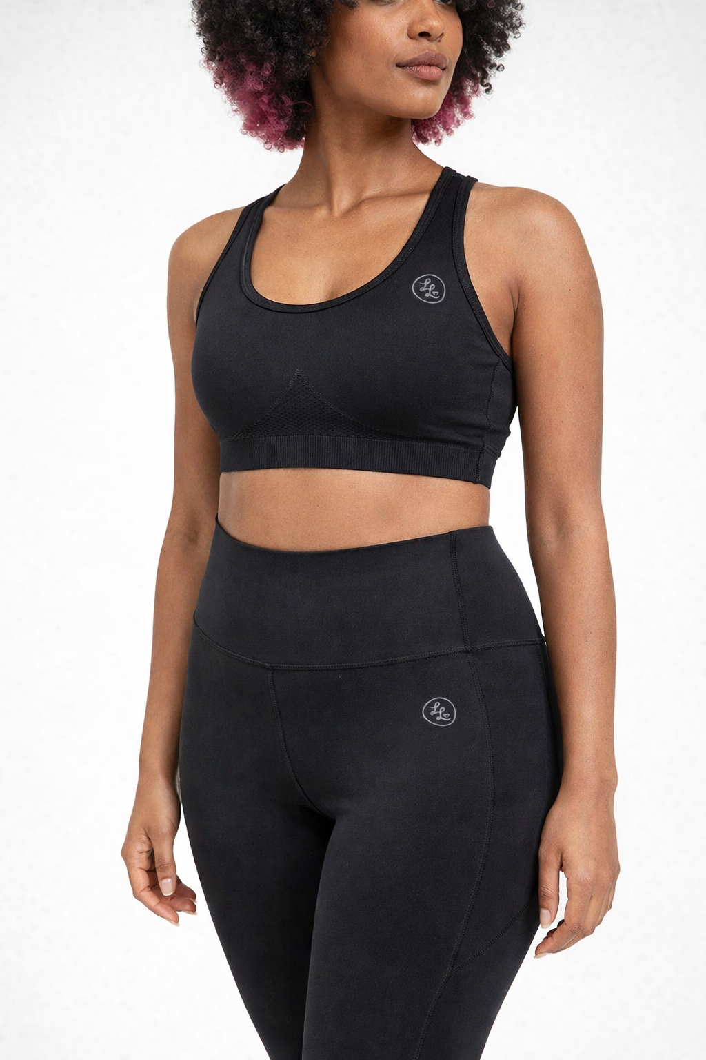 Solid Black Seamless Sports Bra