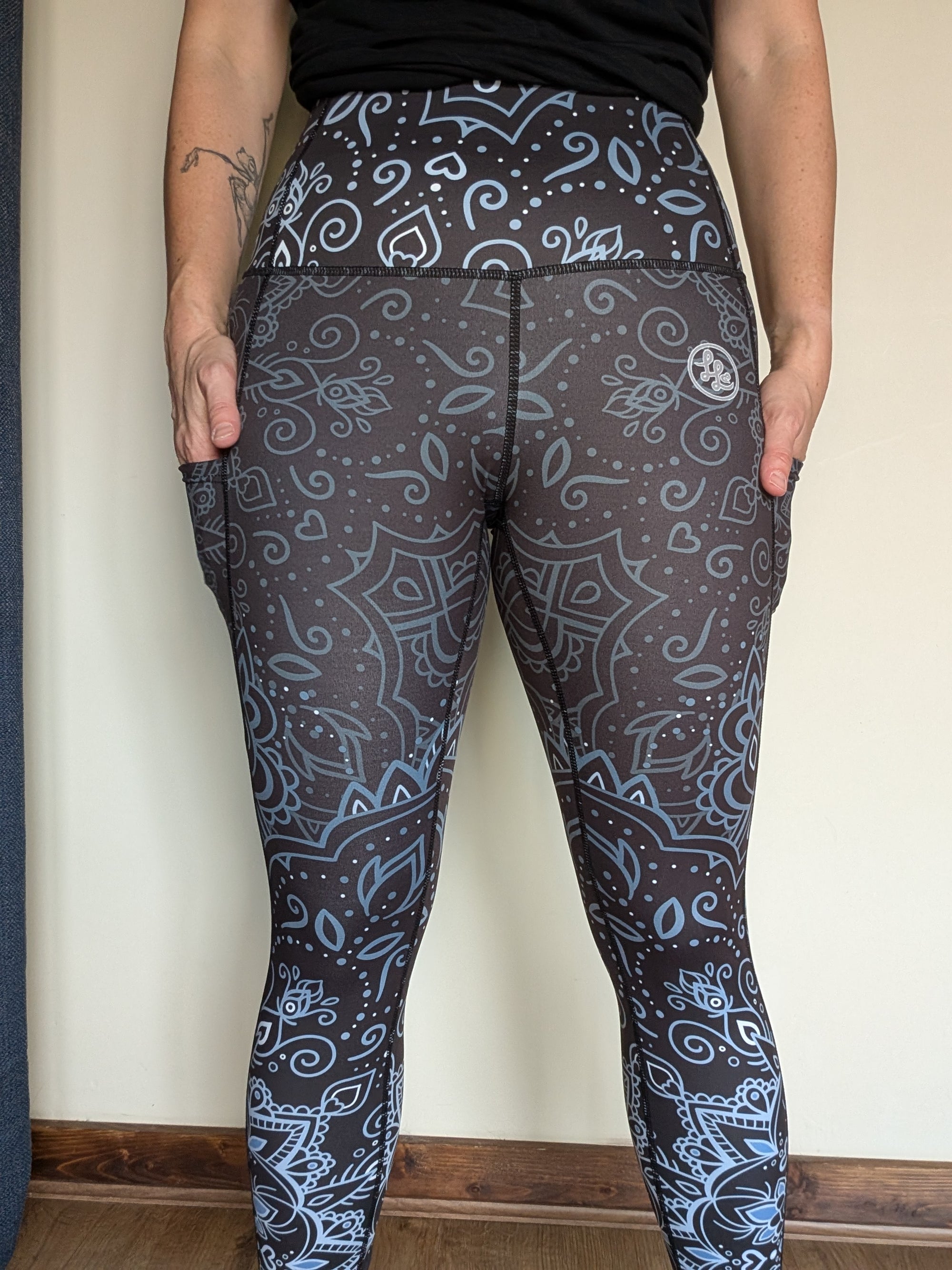 Magpie Mandala Side Pocket ACTIVEWEAR